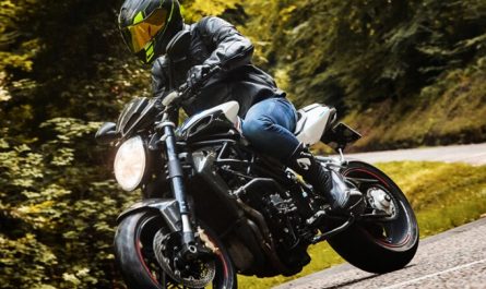 Comment enlever la chaine de votre moto ?