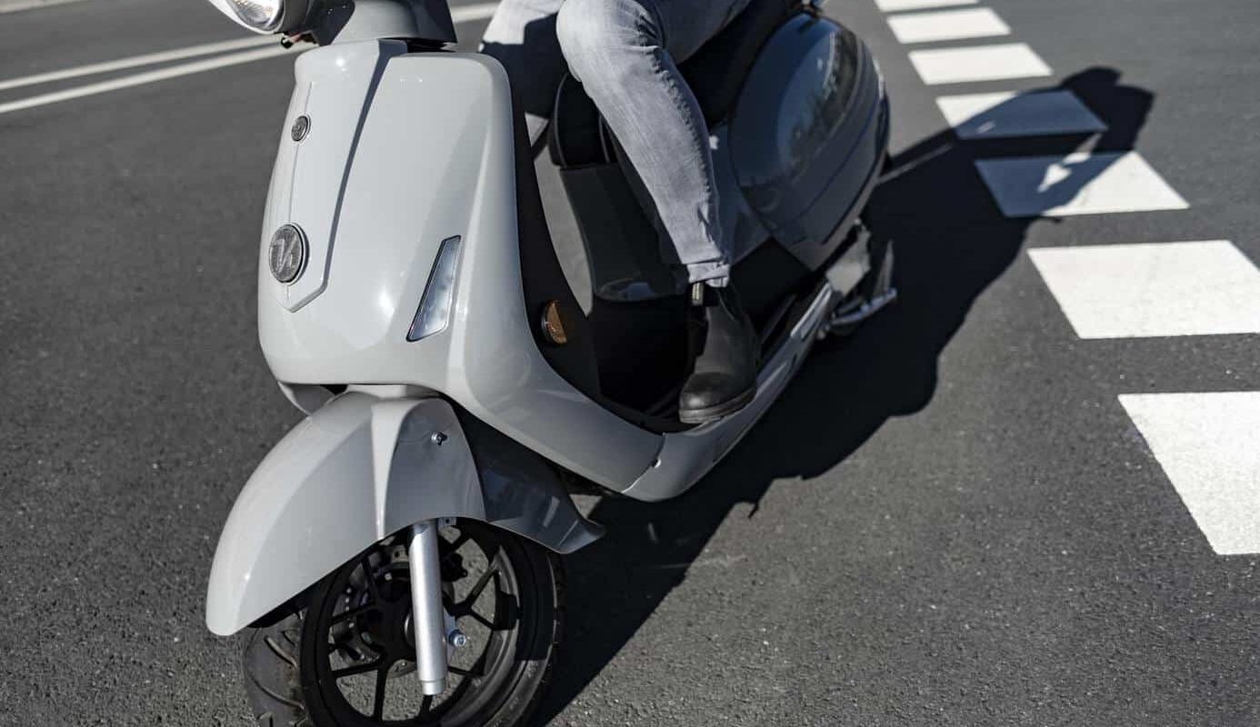 fonctionne un scooter électrique